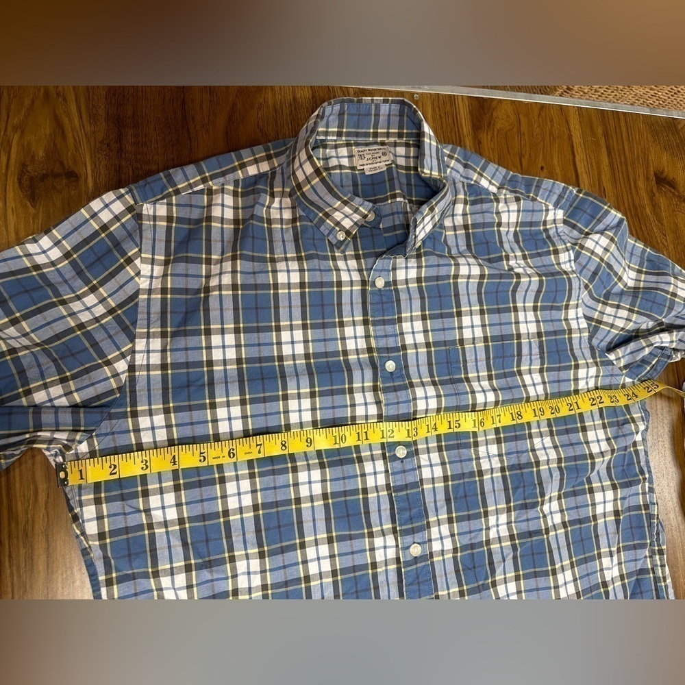 J Crew Long Sleeve Men’s Size XL Casual Button Down Shirt Blue Black White Plaid - Picture 4 of 9
